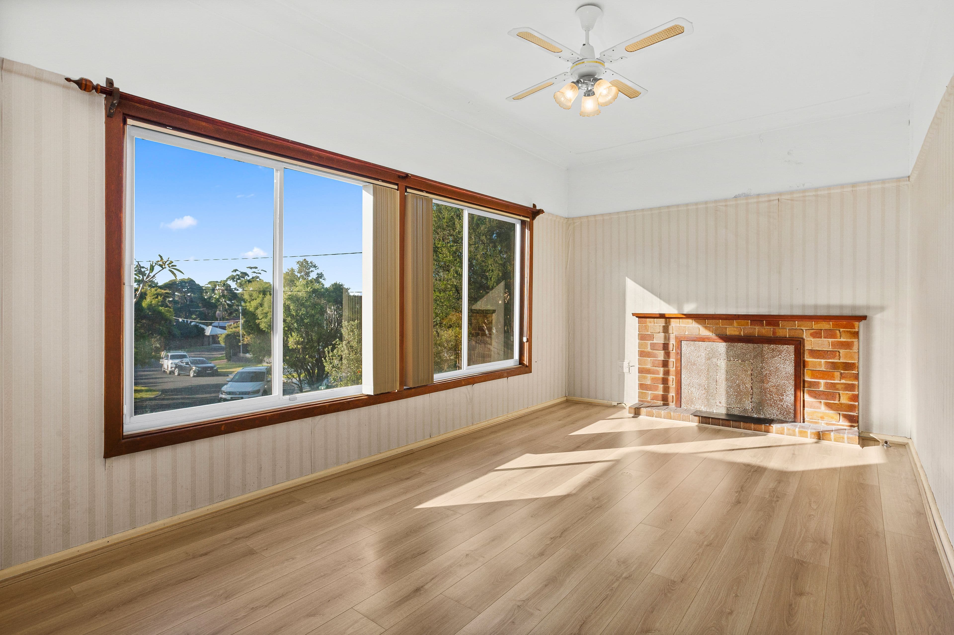 35 Bassett Street, Fairy Meadow NSW 2519, Fairy Meadow - Thumbnail 2