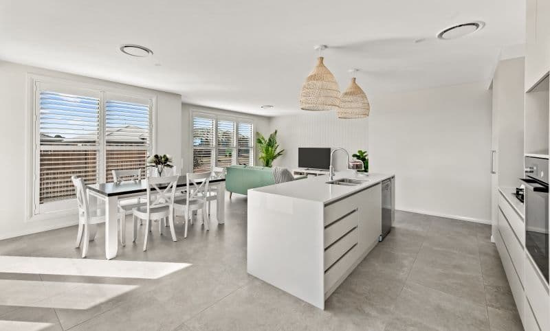22 Tyrone Street, Middle Ridge QLD 4350, Middle Ridge - Thumbnail 2