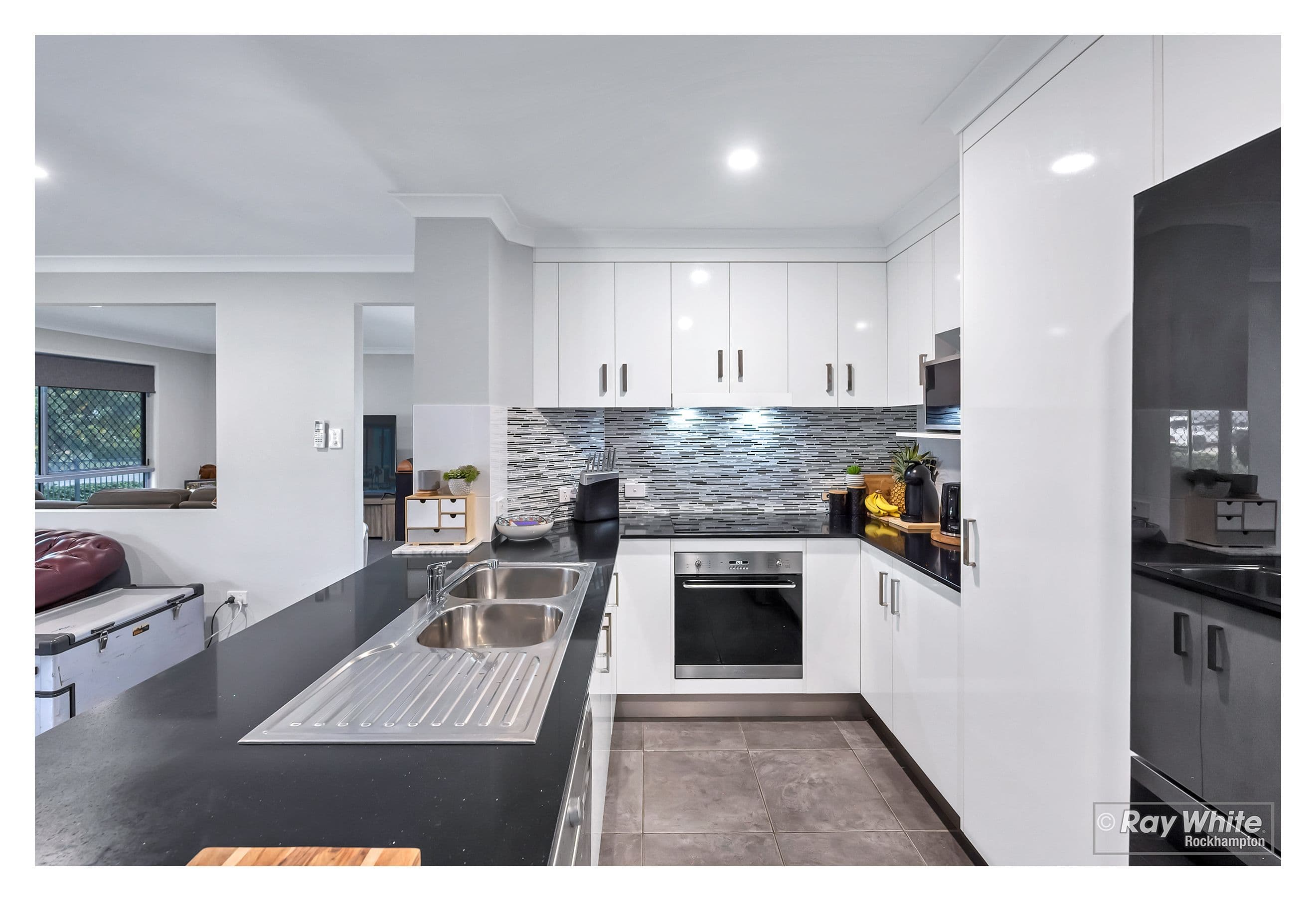 25A Varsity Crescent, Norman Gardens QLD 4701, Norman Gardens - Thumbnail 4