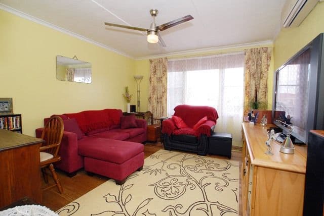 137 Shaws Road, WERRIBEE VIC 3030, Werribee - Thumbnail 3