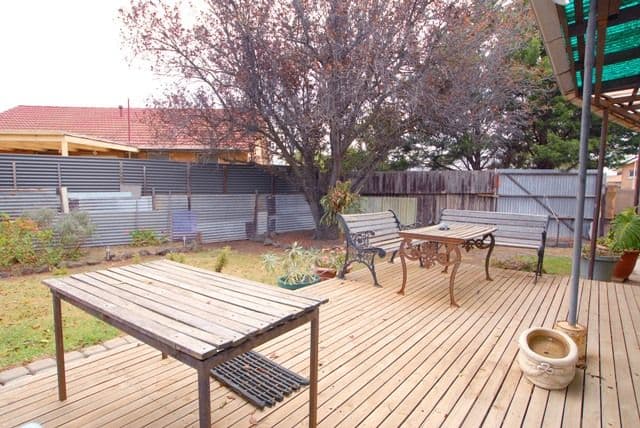 137 Shaws Road, WERRIBEE VIC 3030, Werribee - Thumbnail 4
