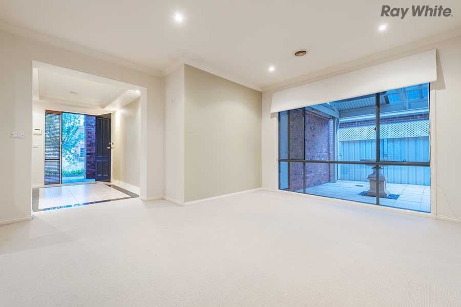 76 McCubbin Drive, Taylors Lakes VIC 3038, Taylors Lakes - Thumbnail 5