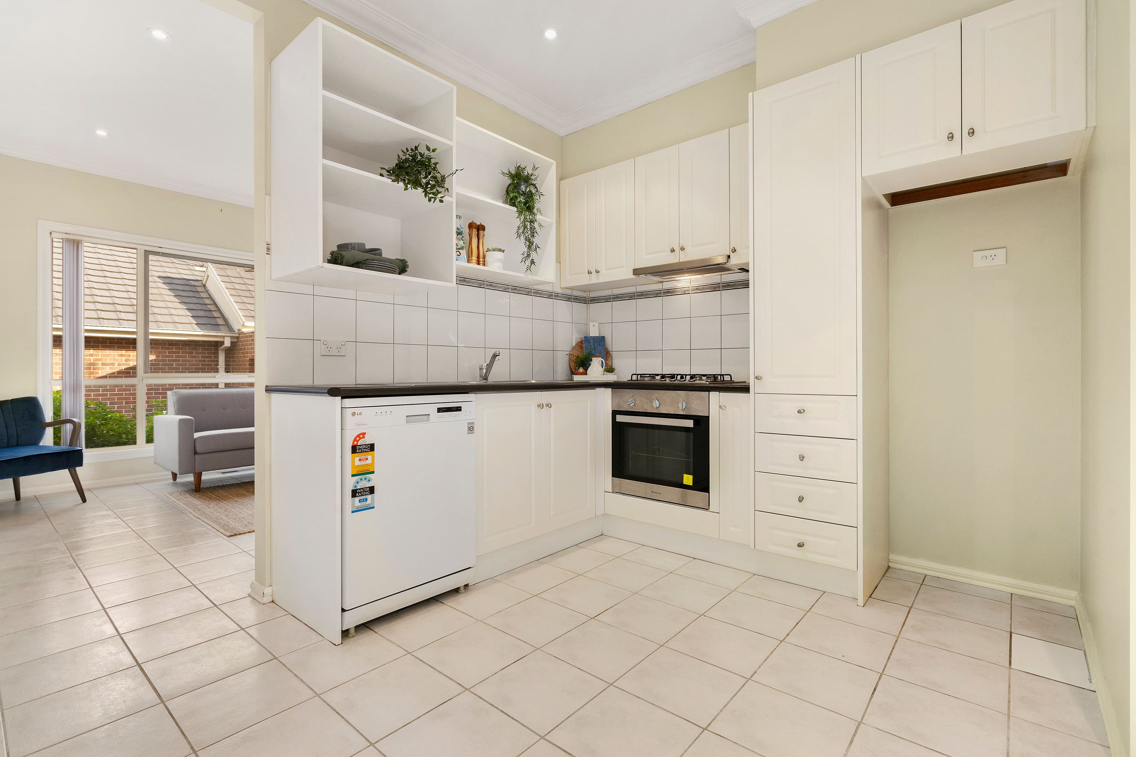 9 Myora Court, Chadstone VIC 3148, Chadstone - Thumbnail 3