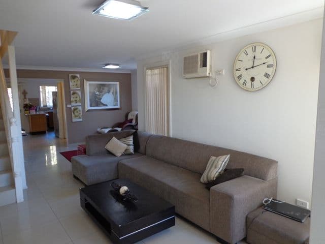 43 Allambie Road, EDENSOR PARK NSW 2176, Edensor Park - Thumbnail 3