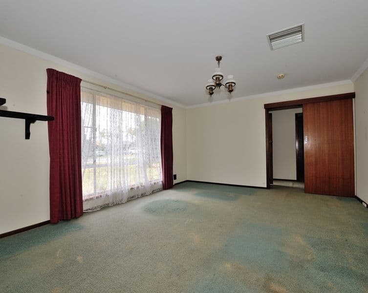 19 Wallsend Street, SAFETY BAY WA 6169, Safety Bay - Thumbnail 4
