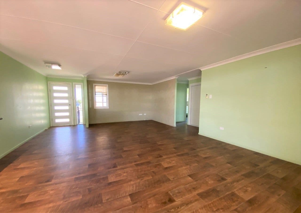 14 Teal Street, Longreach QLD 4730, Longreach - Thumbnail 7