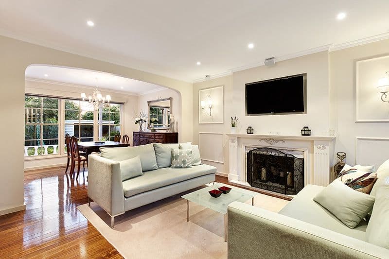 6 Brenda Avenue, Mount Waverley VIC 3149, Mount Waverley - Thumbnail 2