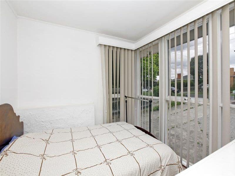 38 Flannery Avenue, BUNDOORA VIC 3083, Bundoora - Thumbnail 6