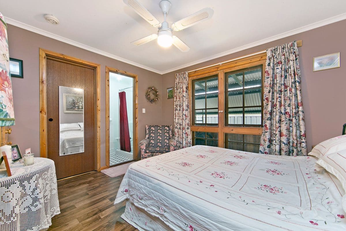 6 The Crescent, NURIOOTPA SA 5355, Nuriootpa - Thumbnail 6