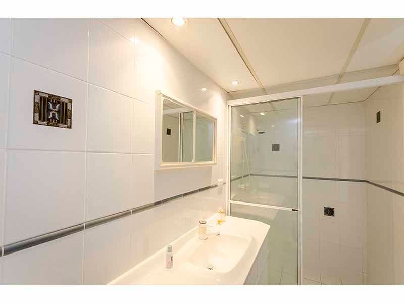 5 'Grosvenor' 26 The Esplanade, SURFERS PARADISE QLD 4217, Surfers Paradise - Thumbnail 7