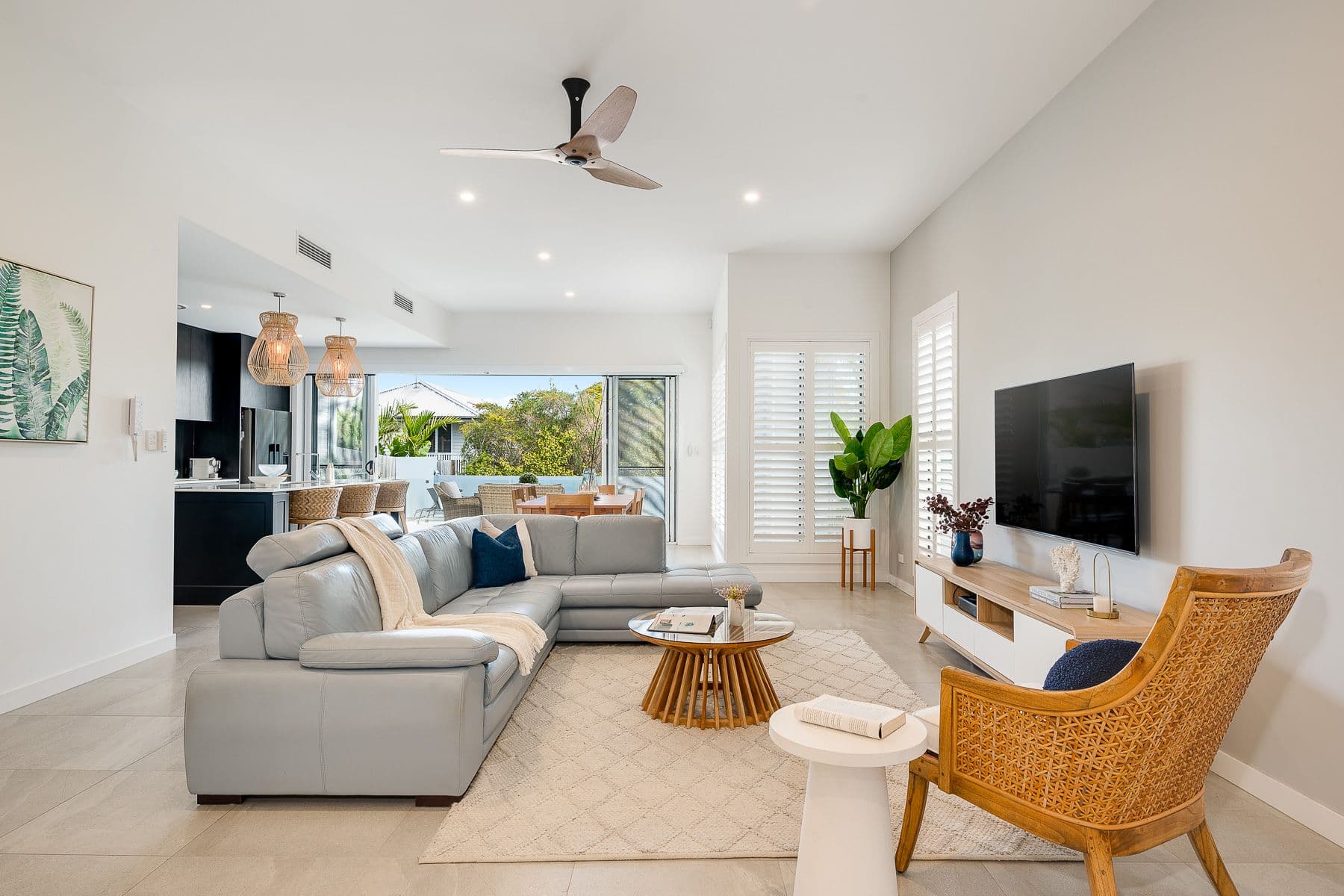 73 Real Avenue, Norman Park QLD 4170, Norman Park - Thumbnail 2