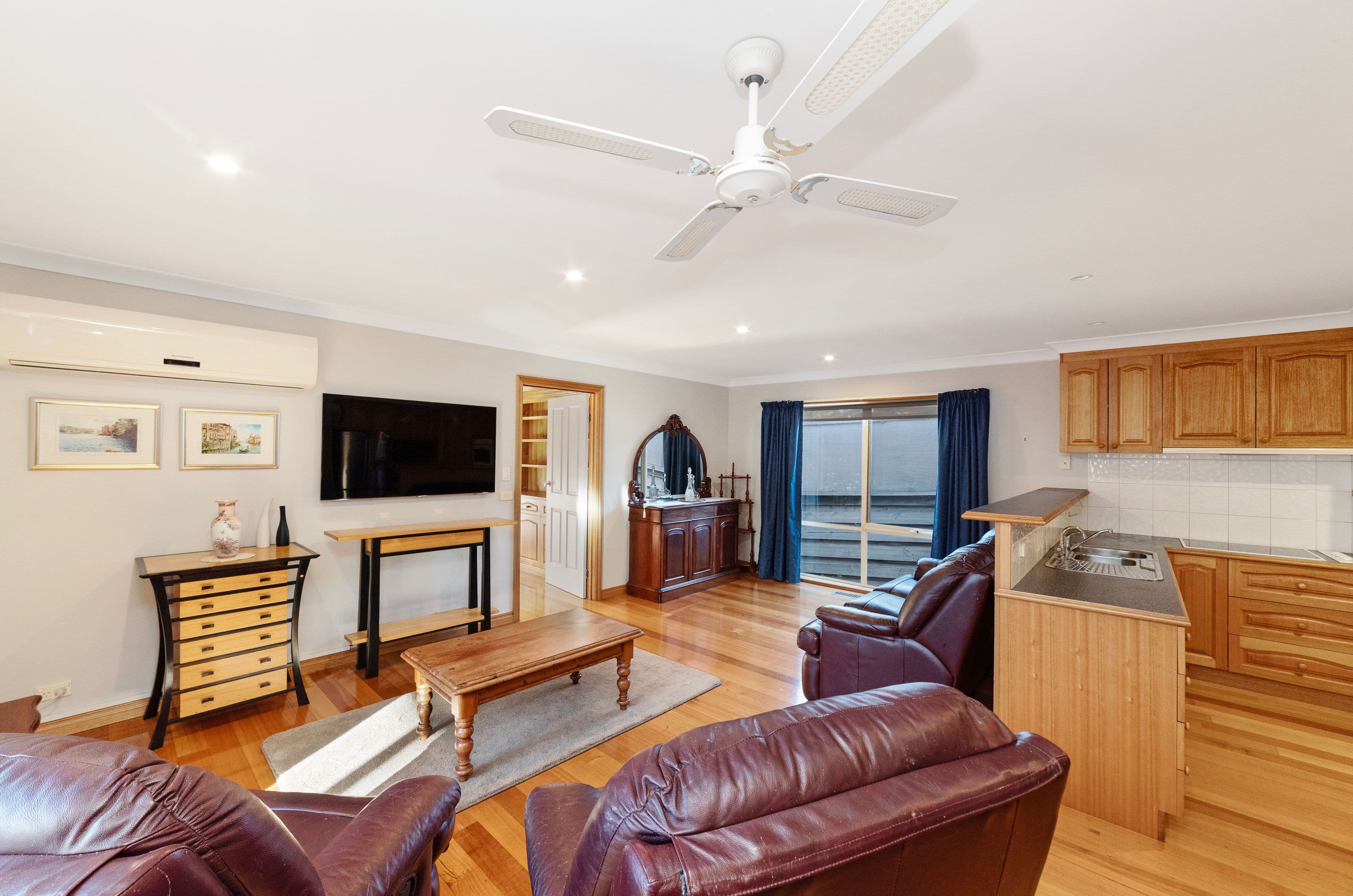 10 Carramar Crescent, Warrnambool VIC 3280, Warrnambool - Thumbnail 4