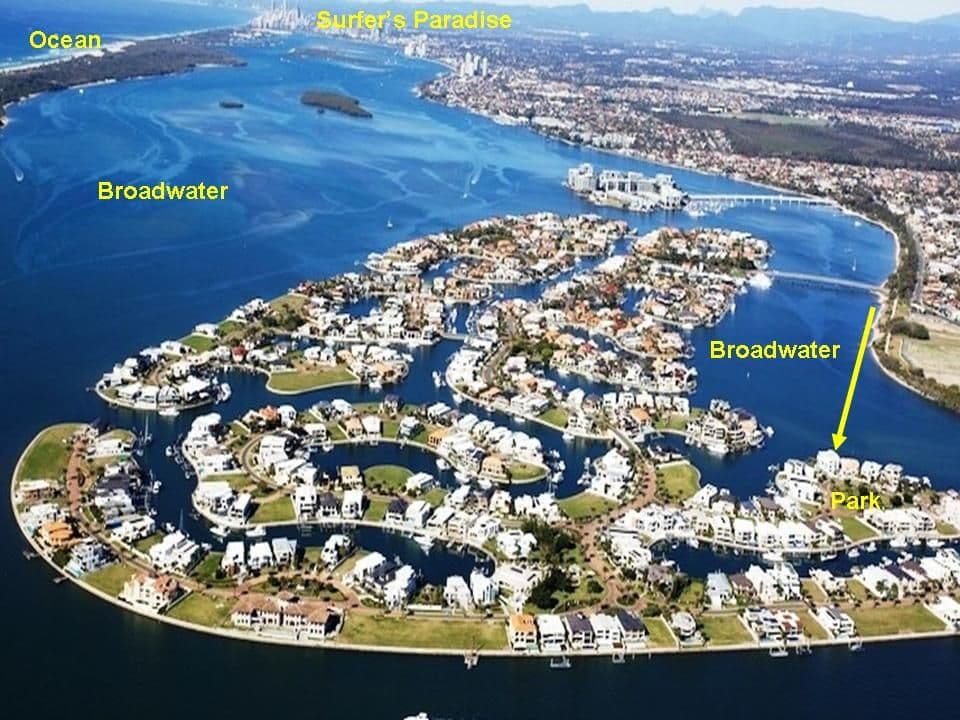 26 Hampton Court, SOVEREIGN ISLANDS QLD 4216, Sovereign Islands - Thumbnail 4