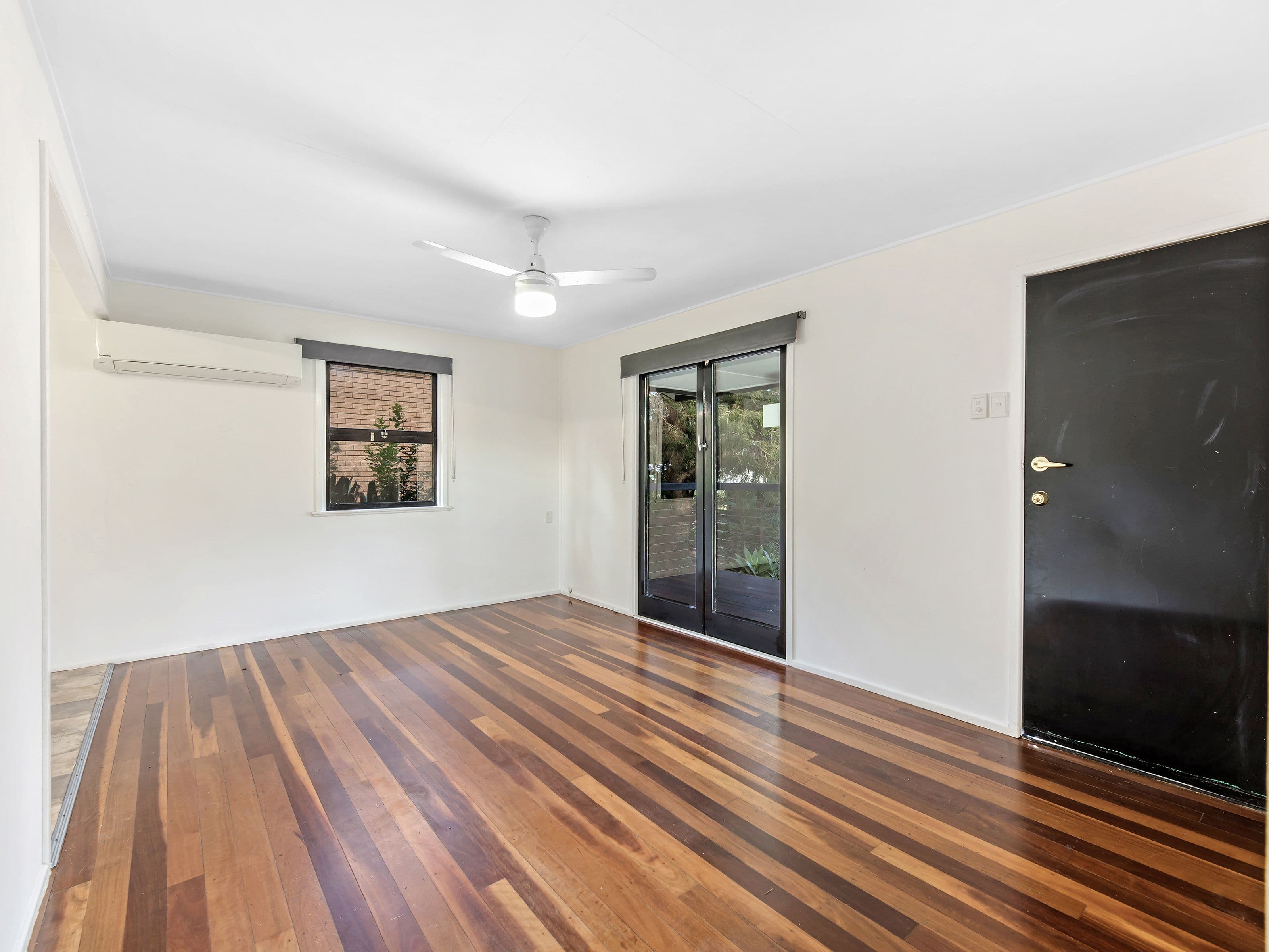 99 Williams Street West, Coalfalls QLD 4305, Coalfalls - Thumbnail 4