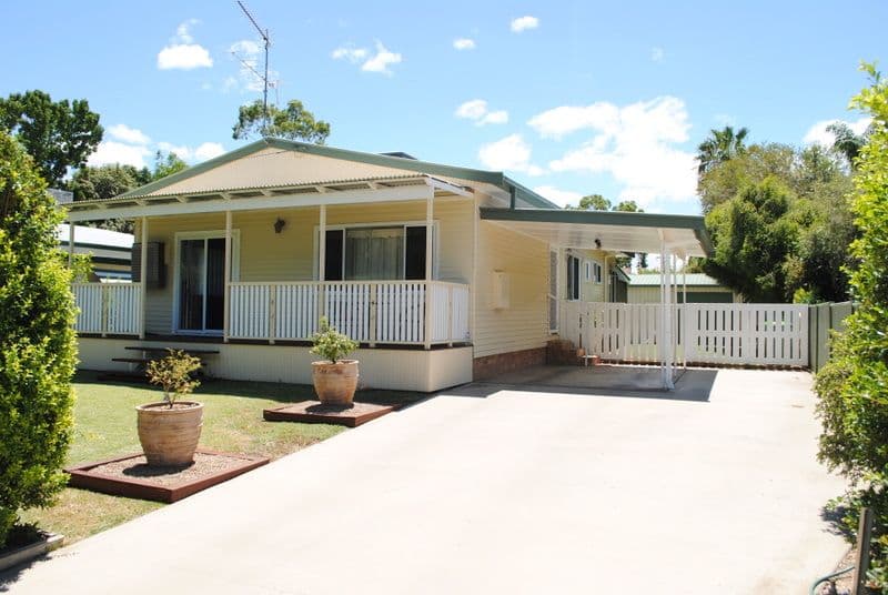 27 Drummond Street, Moree NSW 2400, Moree - Image 1