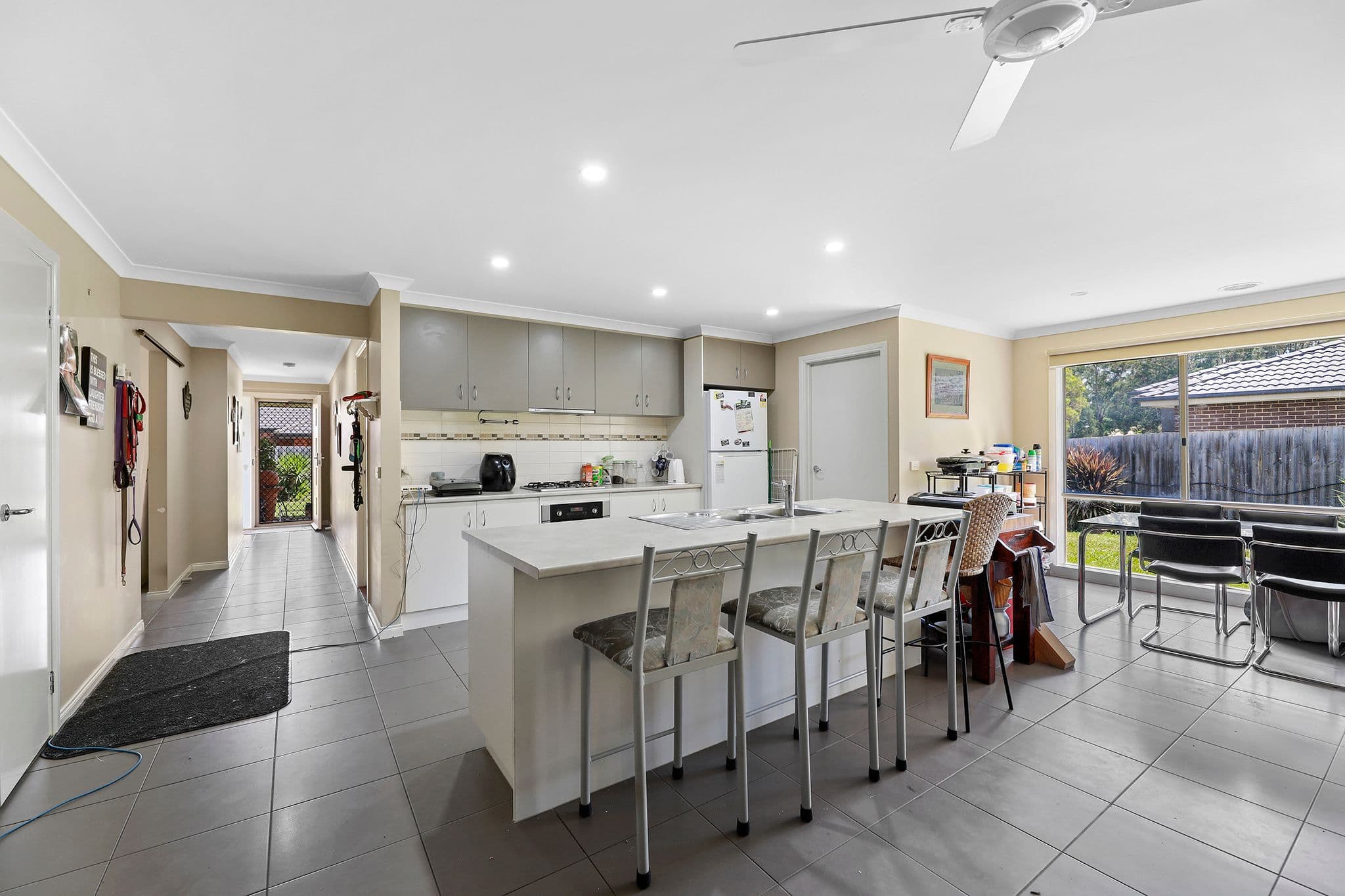 4 Isabella Court, Drouin VIC 3818, Drouin - Thumbnail 2