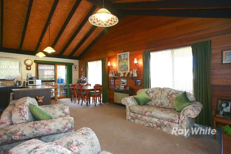 28 Monahans Road, CRANBOURNE VIC 3977, Cranbourne - Thumbnail 4
