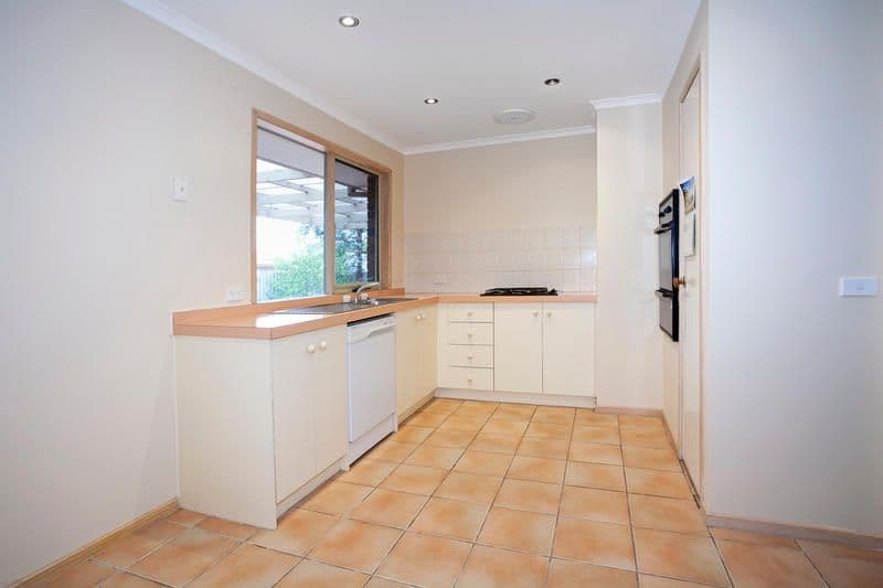 5 Enbrook Court, GROVEDALE VIC 3216, Grovedale - Thumbnail 2