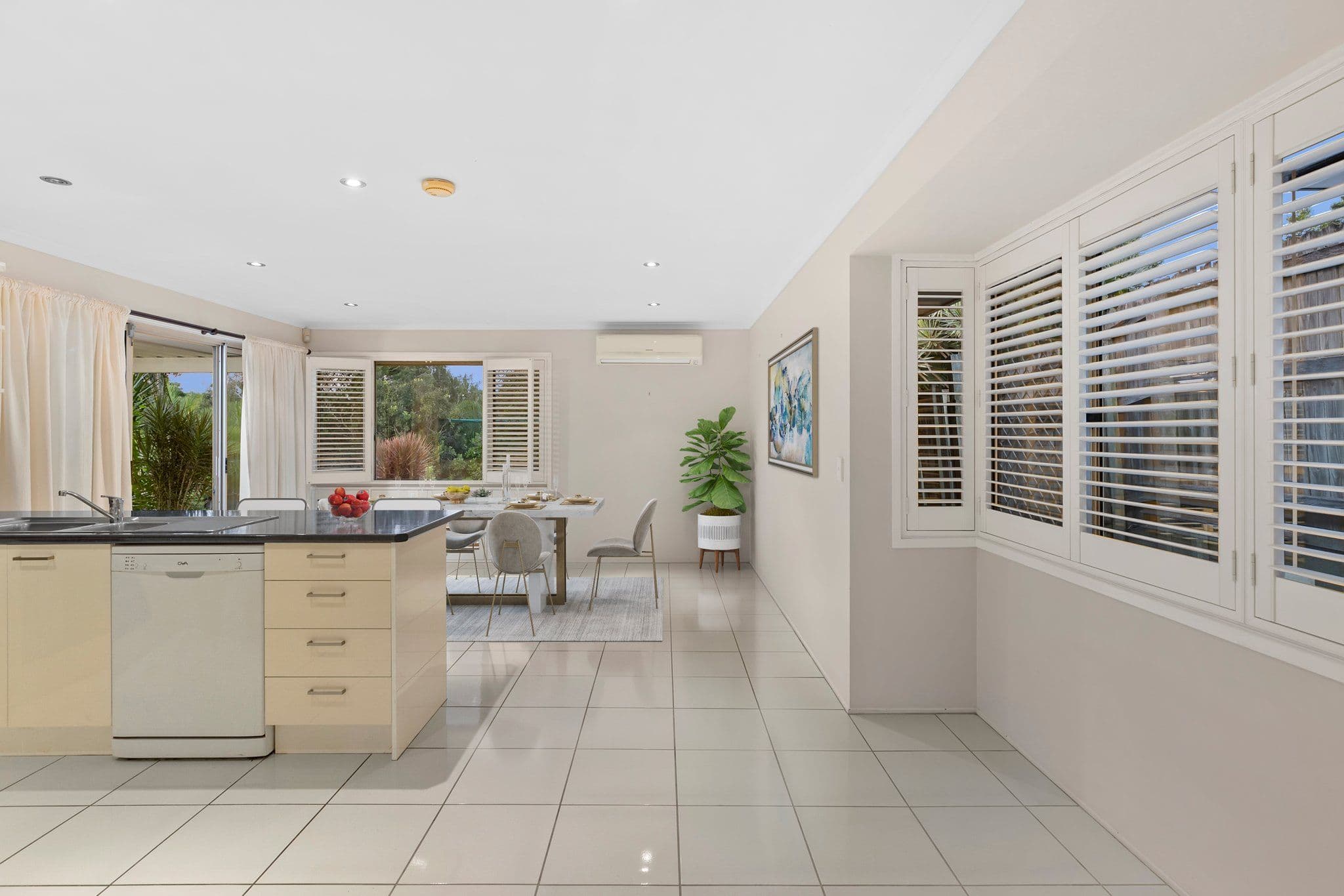 20 Bowers Road South, Everton Hills QLD 4053, Everton Hills - Thumbnail 4