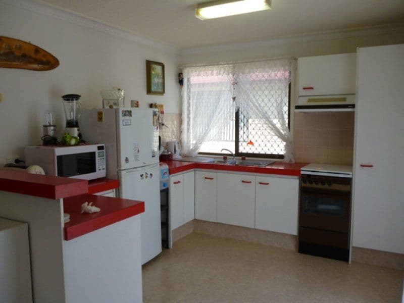 3 Township Drive, BURLEIGH HEADS QLD 4220, Burleigh Heads - Thumbnail 4