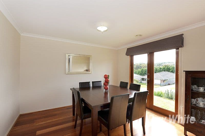 9 Fantail Way, BERWICK VIC 3806, Berwick - Thumbnail 4