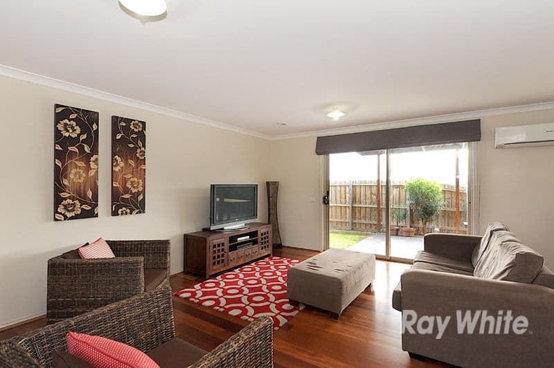 9 Fantail Way, BERWICK VIC 3806, Berwick - Thumbnail 6
