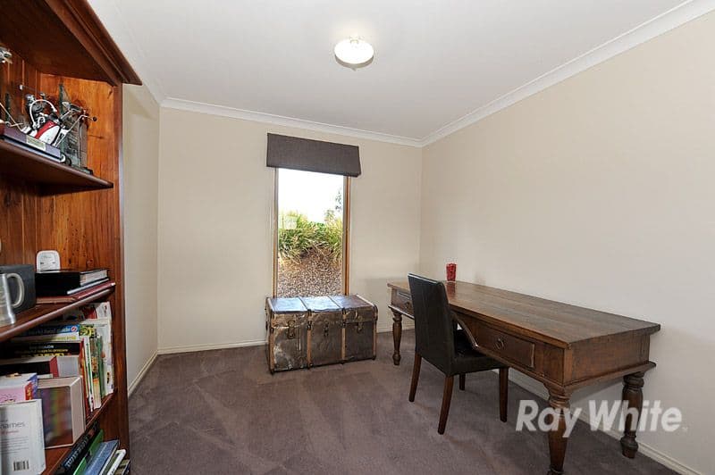 9 Fantail Way, BERWICK VIC 3806, Berwick - Thumbnail 8