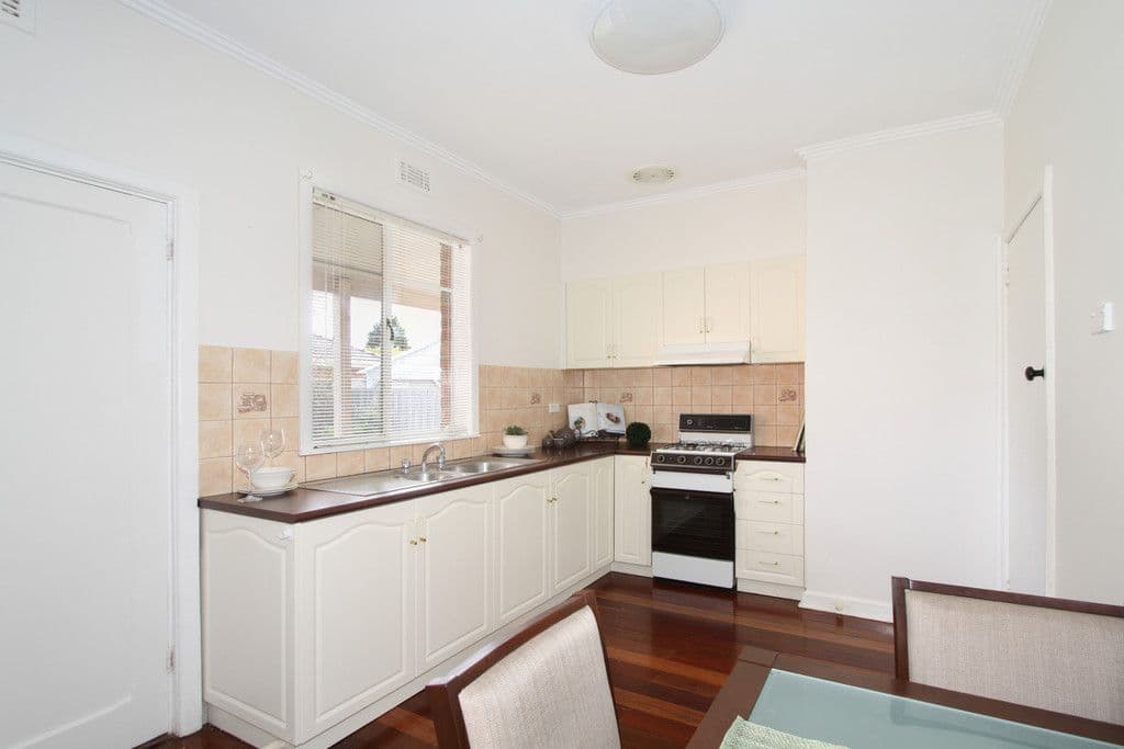 21 Reid Street, MURRUMBEENA VIC 3163, Murrumbeena - Thumbnail 3