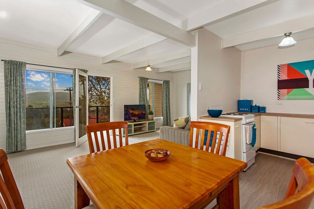 51 Lowanna Avenue, Forresters Beach - Thumbnail 8