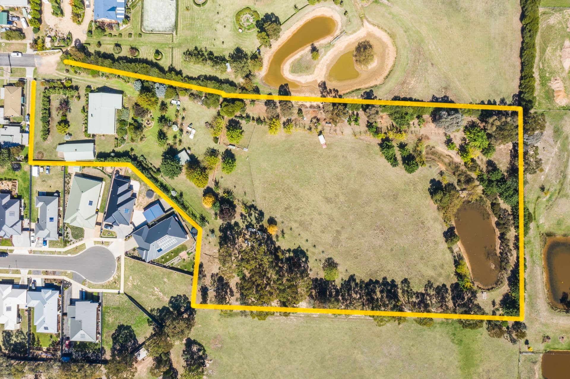 15 Griffin Avenue, Mansfield VIC 3722, Mansfield - Image 1
