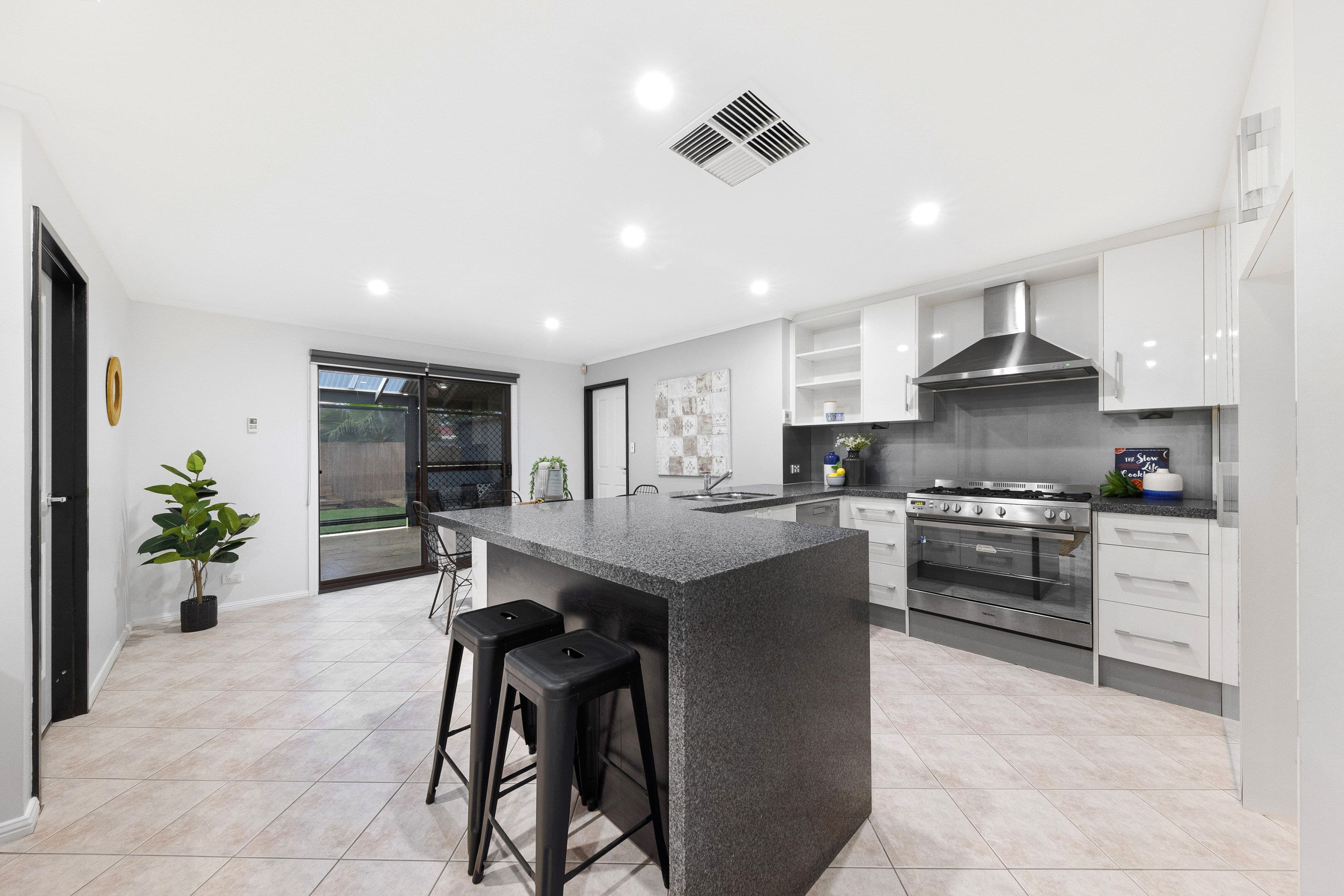 16 Caloundra Drive, Paralowie SA 5108, Paralowie - Thumbnail 5