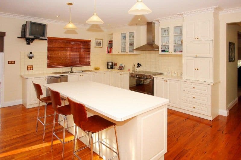 6 Wetherby Court, HILLSIDE VIC 3037, Hillside - Thumbnail 2
