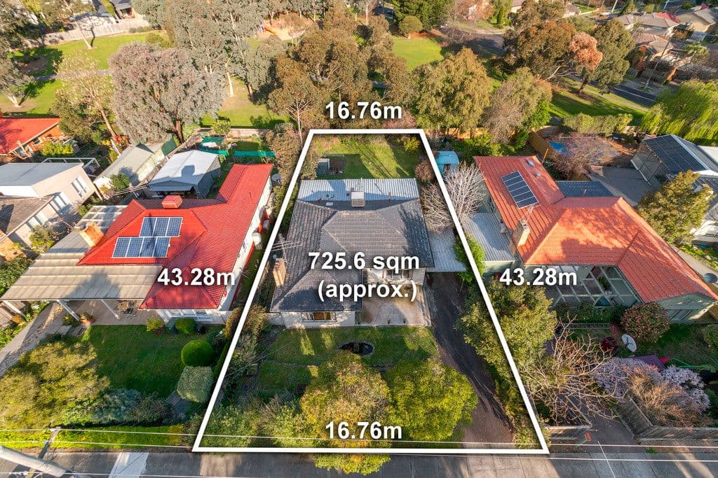 70 Russell Crescent, Doncaster East VIC 3109, Doncaster East - Image 1