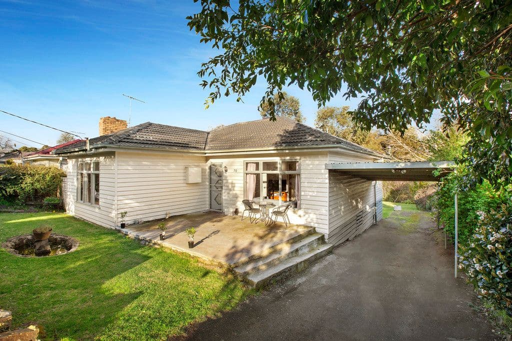 70 Russell Crescent, Doncaster East VIC 3109, Doncaster East - Thumbnail 3