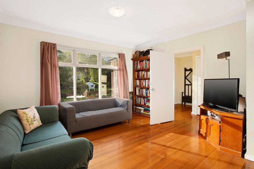 70 Russell Crescent, Doncaster East VIC 3109, Doncaster East - Thumbnail 4