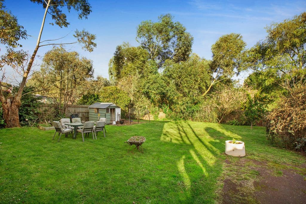 70 Russell Crescent, Doncaster East VIC 3109, Doncaster East - Thumbnail 5