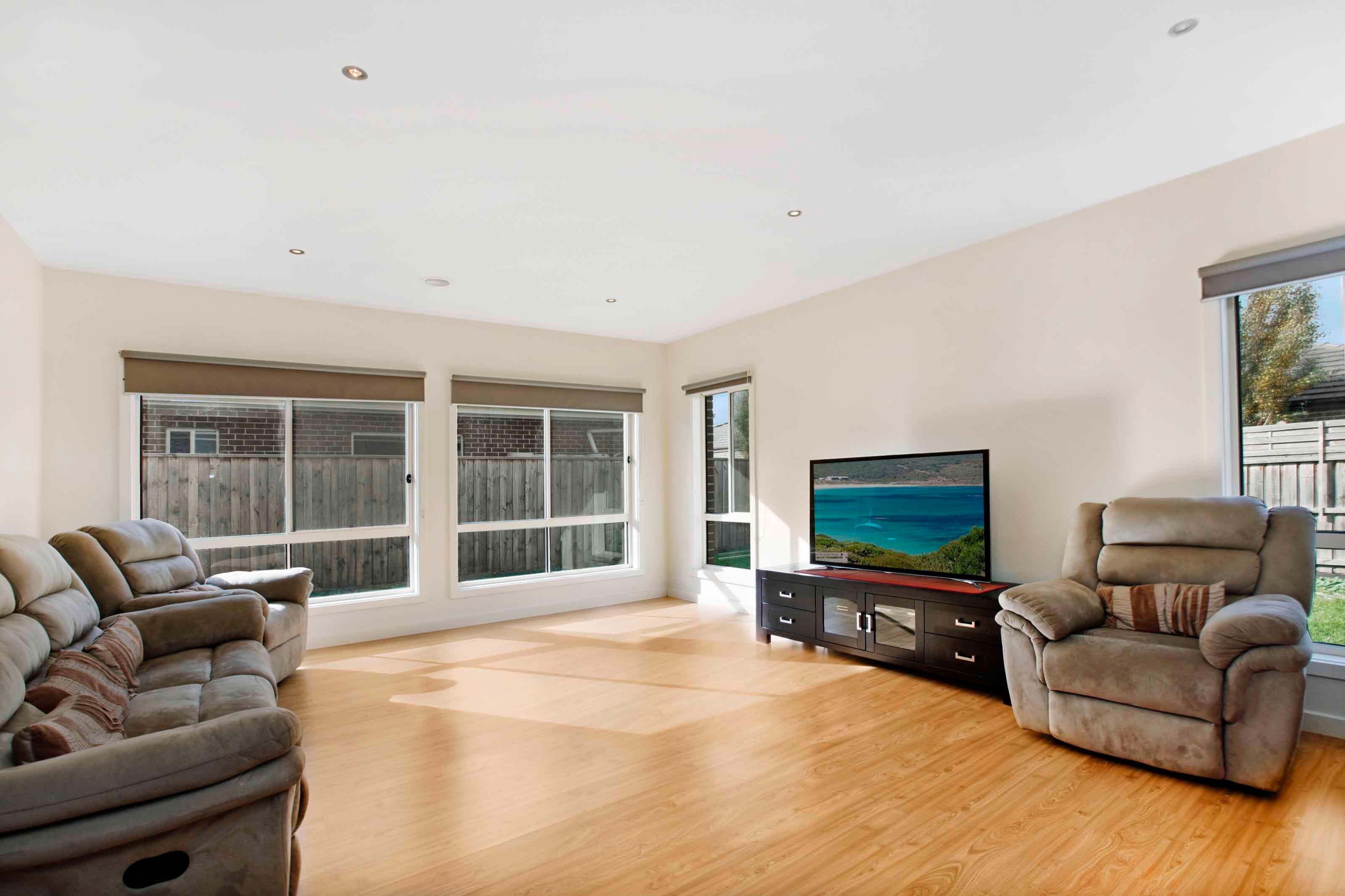10 Saint Nikola Terrace, Lalor VIC 3075, Lalor - Thumbnail 3