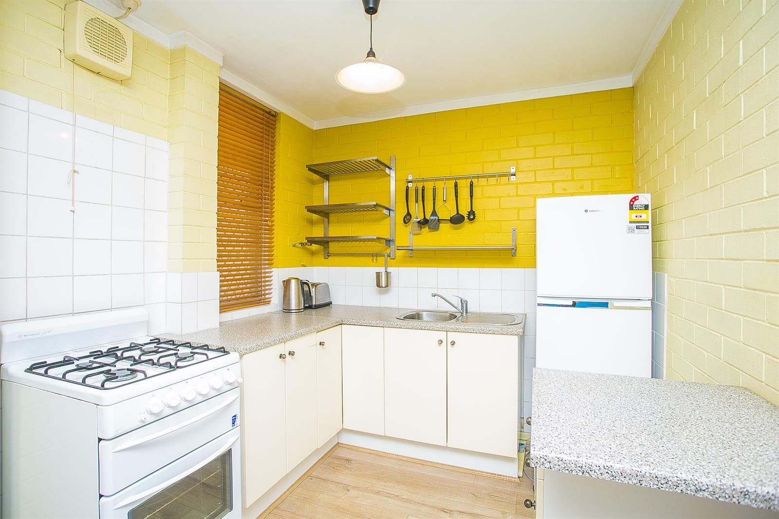 31 / 32 Cambridge Street WEST LEEDERVILLE WA 6007, West Leederville - Thumbnail 2