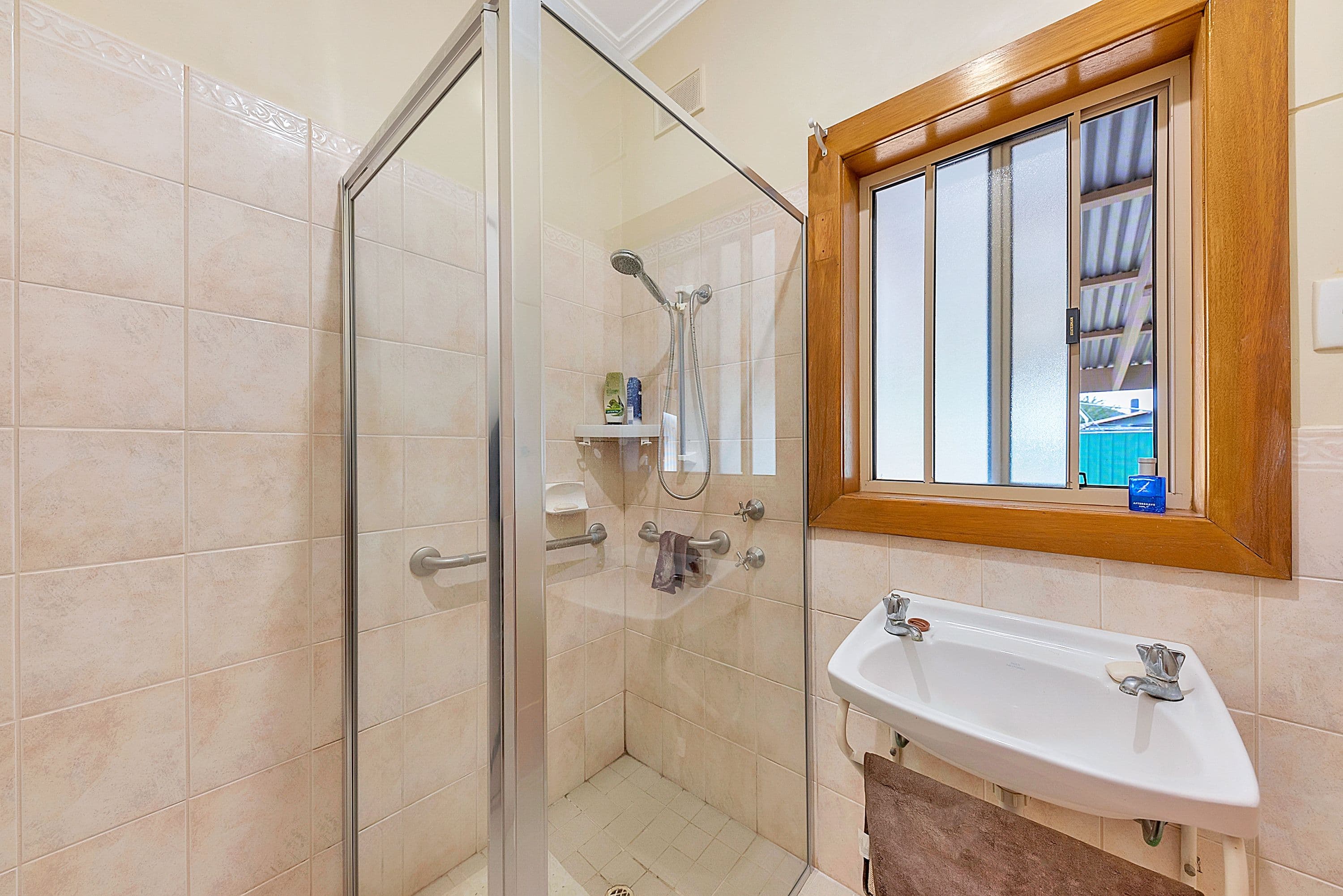 8 Burcombe Street, Elizabeth Vale SA 5112, Elizabeth Vale - Thumbnail 6
