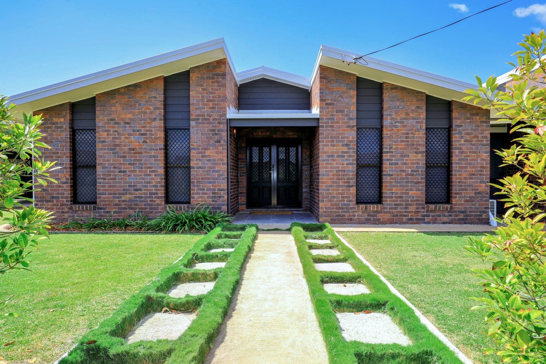 17 Jensen Street, Avenell Heights QLD 4670, Avenell Heights - Thumbnail 4