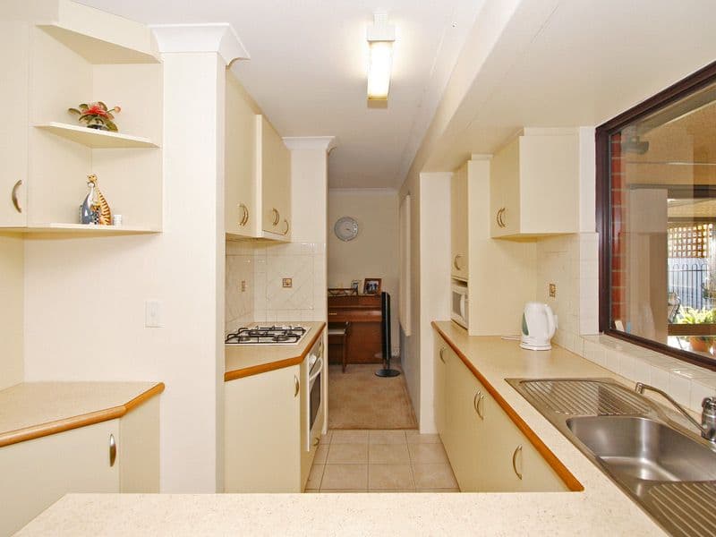 38 Devonshire Street, MORLEY WA 6062, Morley - Thumbnail 6