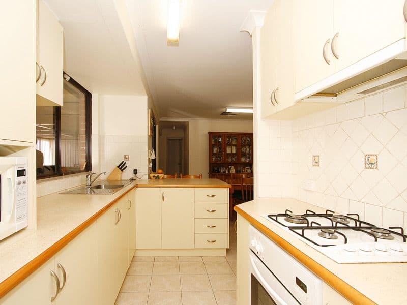 38 Devonshire Street, MORLEY WA 6062, Morley - Thumbnail 7
