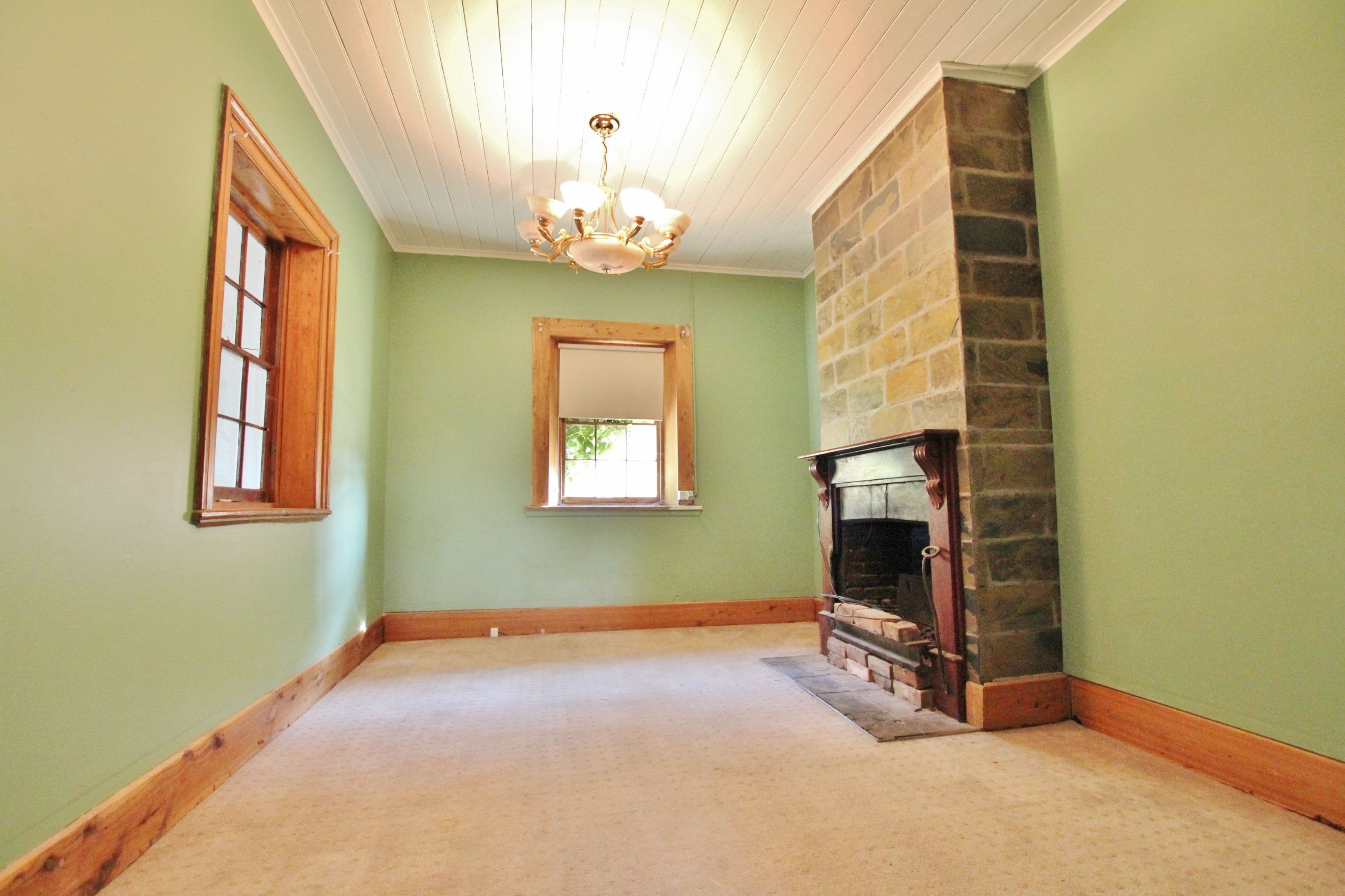 15 Clarke Street, Young NSW 2594, Young - Thumbnail 2