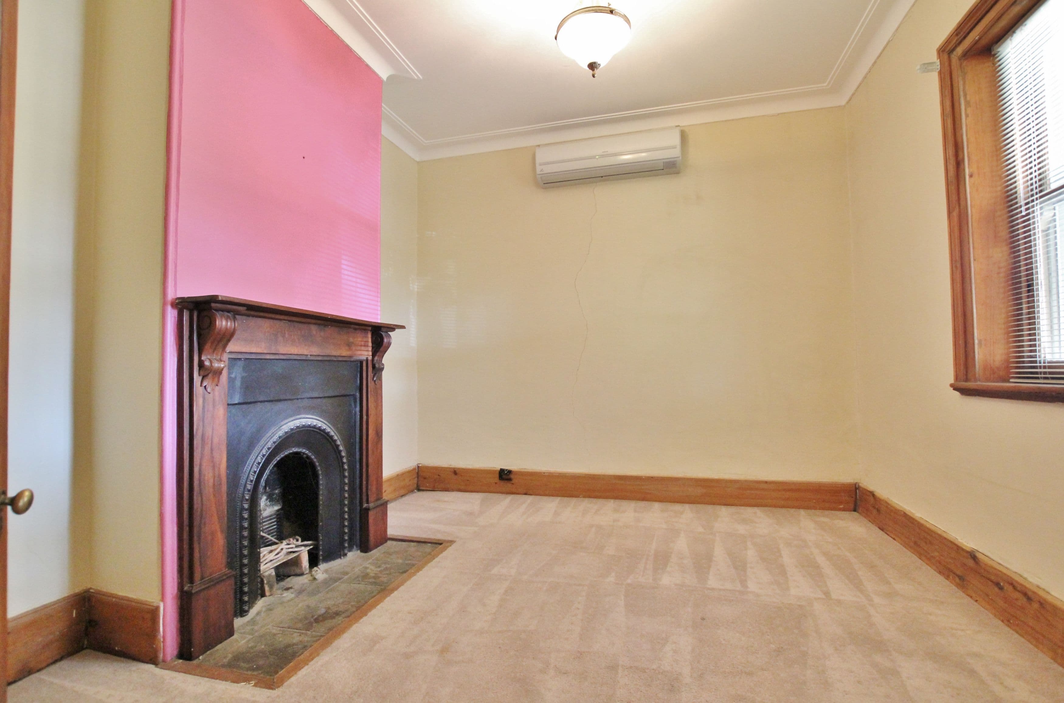 15 Clarke Street, Young NSW 2594, Young - Thumbnail 4