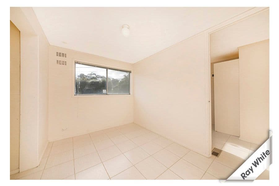 9 Bernacchi Street, Mawson ACT 2607, Mawson - Thumbnail 3