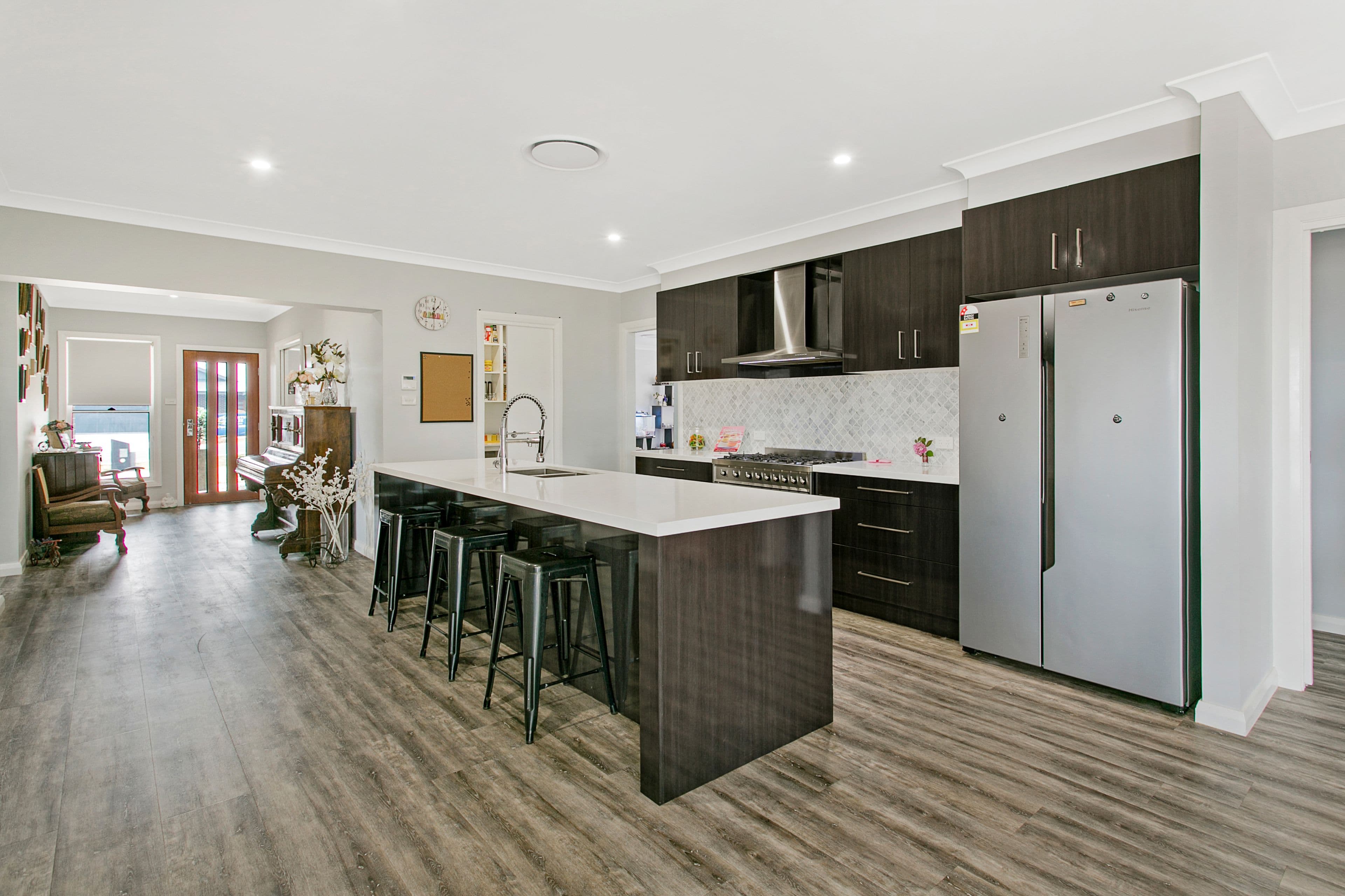 17 Blue Gum Road, Tamworth NSW 2340, Tamworth - Thumbnail 2