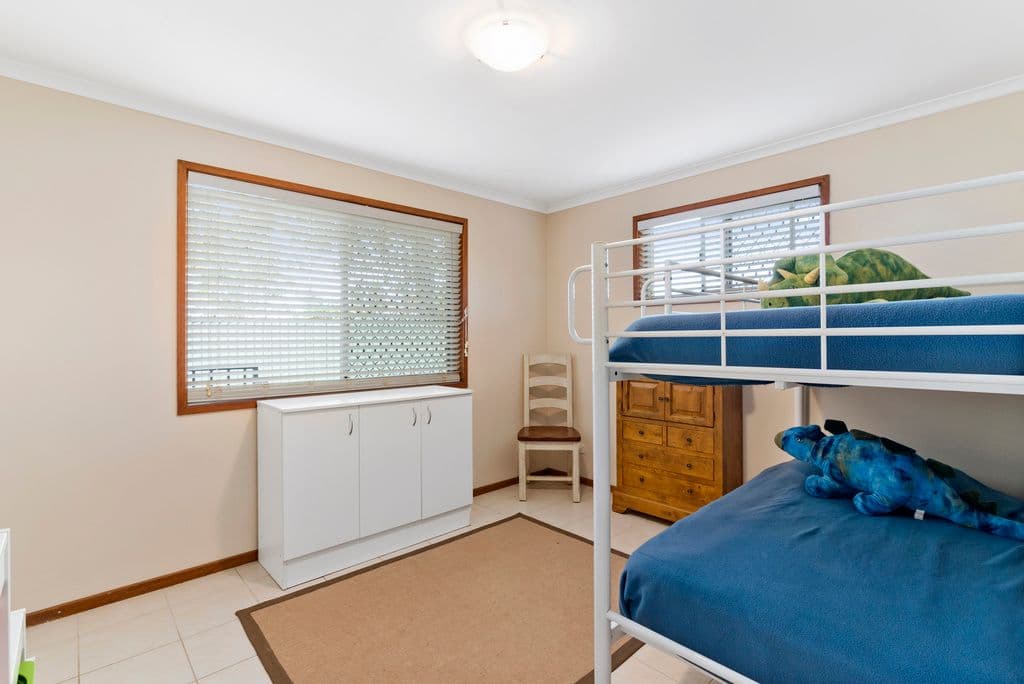 2 Walker Avenue, PALM BEACH QLD 4221, Palm Beach - Thumbnail 8