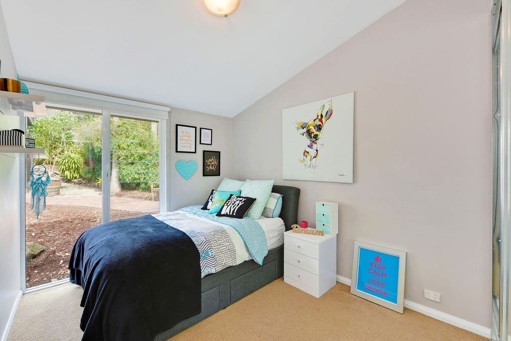10 Silvertop Close, Westleigh - Thumbnail 7