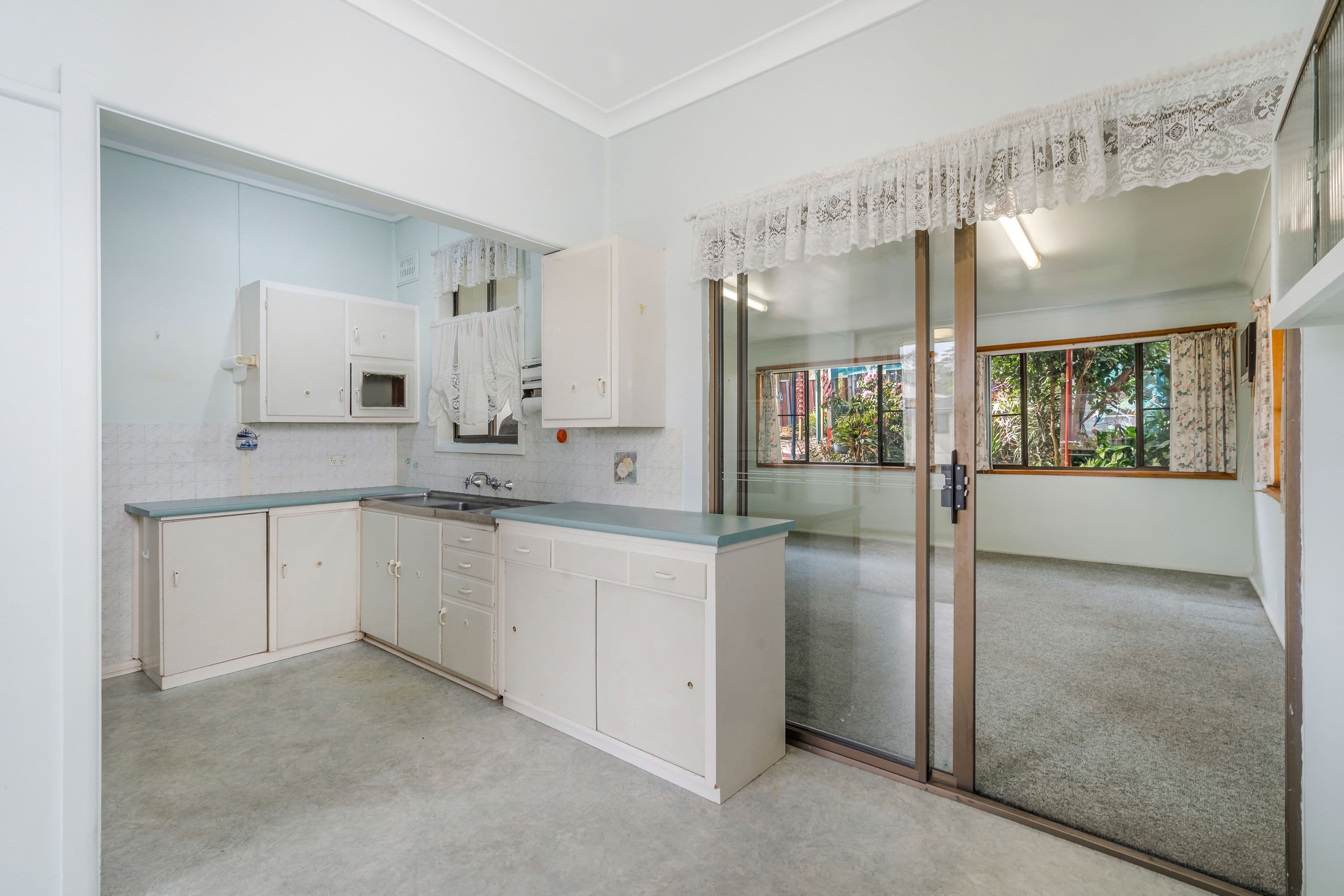 41 Russell Street, Mount Pritchard NSW 2170, Mount Pritchard - Thumbnail 6