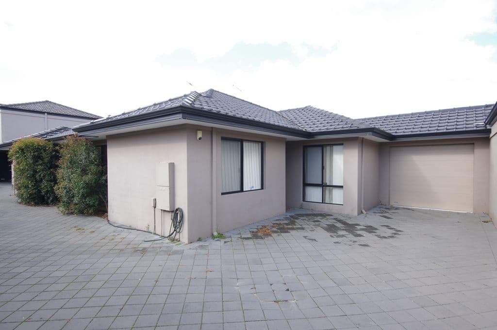 7b Oakney Avenue, NOLLAMARA WA 6061, Nollamara - Thumbnail 3